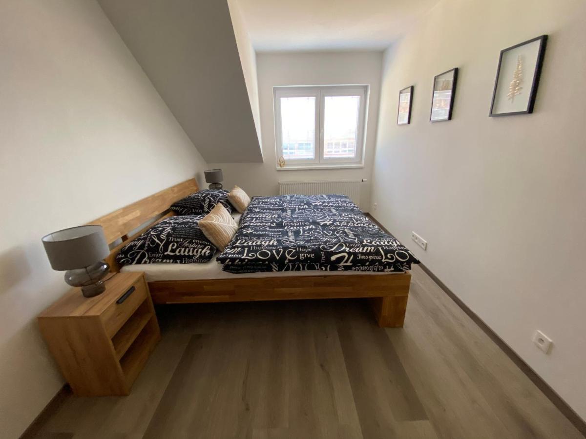 Cerna Ruze- Apartman 5 Plzeň Eksteriør bilde